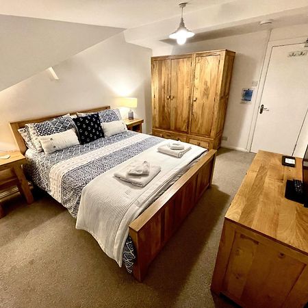 Tidesreach Filey, Sleeps 13, Close To Beach Exteriér fotografie
